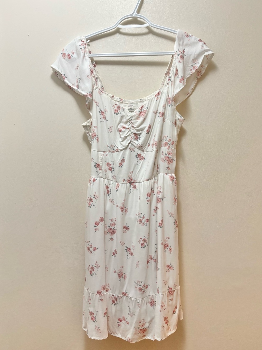 Hollister cinched bust corset waist floral mini dress cute coquette pastel girly